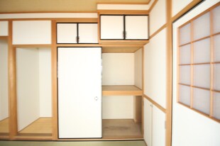 一津屋４丁目貸家の物件内観写真